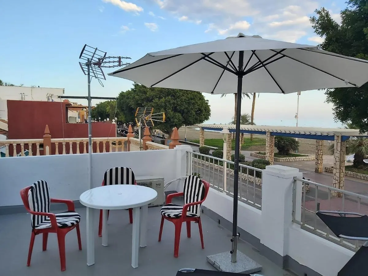 Prázdninový dům Beachfront House Màlaga